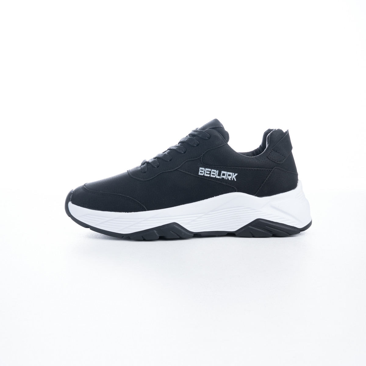 Black Comfort Sneaker